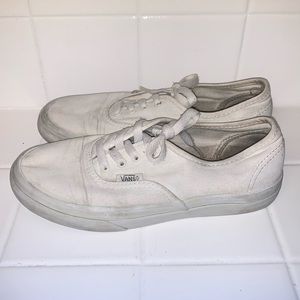 Vans White Basic Old Skool Kids 2 w/lots of life